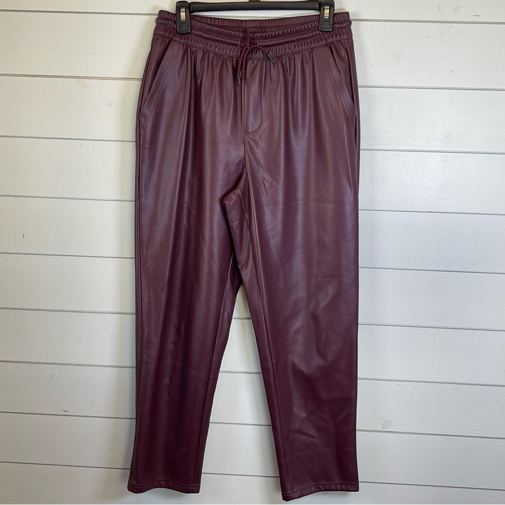 Faux leather pants maroon women’s size‎ large
